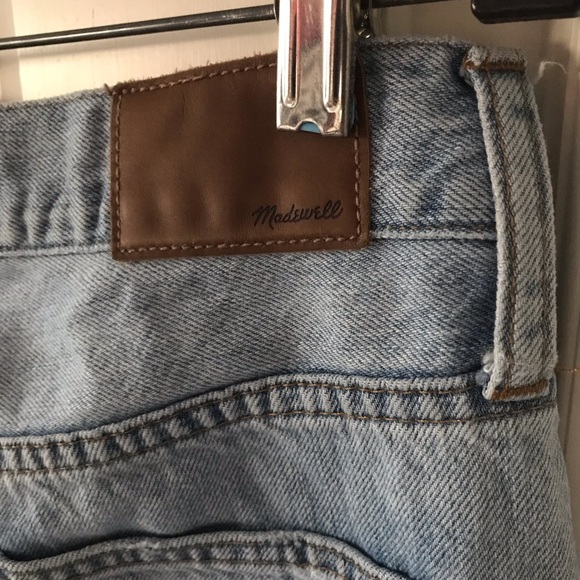 10-inch High-Rise Madewell Perfect Summer Jean - Picture 3 of 7